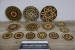 Set van 14 Vintage Beschilderde Bronzen Wandborden