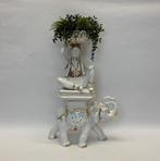 Statue décorative en porcelaine, Enlèvement