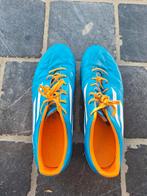 Voetbalschoenen Adidas maat 46, Sport en Fitness, Voetbal, Ophalen, Zo goed als nieuw