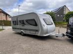 Hobby Vita Veneto 495 UL (4 persoons), Caravans en Kamperen, Caravans, Rondzit, 7 tot 8 meter, Bedrijf, Omvormbare zithoek