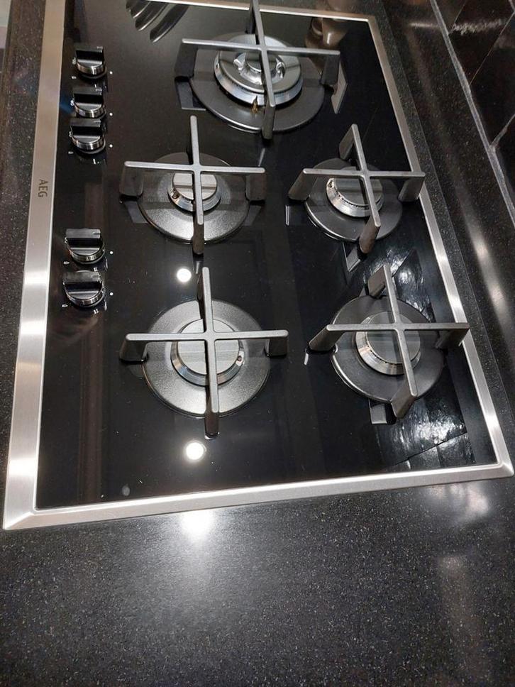 Gaskookplaat aeg, Elektronische apparatuur, Kookplaten, Zo goed als nieuw, Inbouw, Gas, 5 kookzones of meer, Ophalen