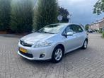 Toyota Auris 1.8 Full Hybrid Business, 1355 kg, Achat, Entreprise, Carnet d'entretien