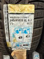 Winterbanden runflat 245/45R19 102V 4 stuks, Auto-onderdelen, Banden en Velgen, 245 mm, Nieuw, Winterbanden, Band(en)