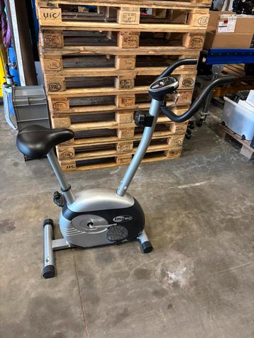 Impec hometrainer met hartslagmeter etc beschikbaar voor biedingen