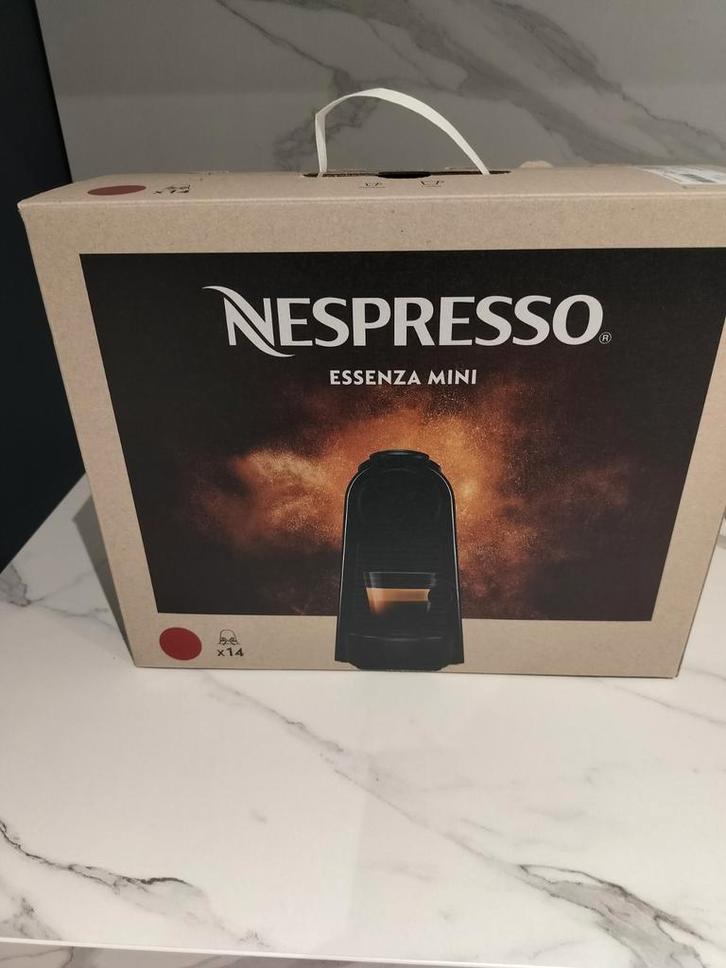 Nespresso Essenza Mini, Elektronische apparatuur, Koffiezetapparaten, Gebruikt, Ophalen
