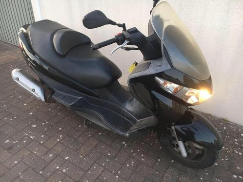Suzuki Burgman UH125, Motoren, Motoren | Suzuki, Particulier, Scooter, 11 kW of minder, 1 cilinder, Ophalen