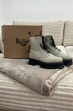 Dr martens, Vêtements | Femmes, Chaussures, Neuf, Enlèvement ou Envoi, Beige, Boots et Botinnes