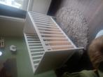 Babybed met spijlen. Met matras. Degelijke staat., Ophalen, Gebruikt, Matras