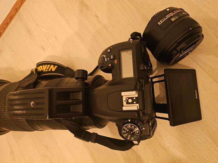 Nikon D7500 avec Nikkor 200-500 et nikon 50mm 1.8, Audio, Tv en Foto, Fotocamera's Digitaal, Nikon, Ophalen of Verzenden