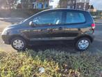 VW fox benzine 2006, Auto's, Voorwielaandrijving, 4 zetels, Stof, Zwart