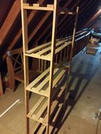 6 houten stellingen, Ophalen