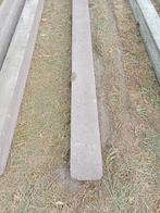 1 bruine beton paal voor afsluiting 12x14x2.60cm ., Ophalen