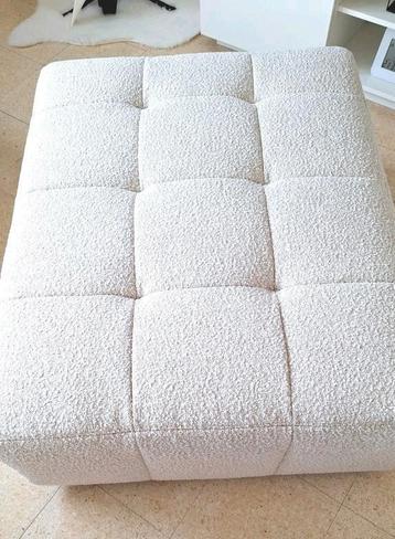 🌸 MOET WEG !! SPLINTERNIEUWE grote zachte poef kleur Pearl beschikbaar voor biedingen