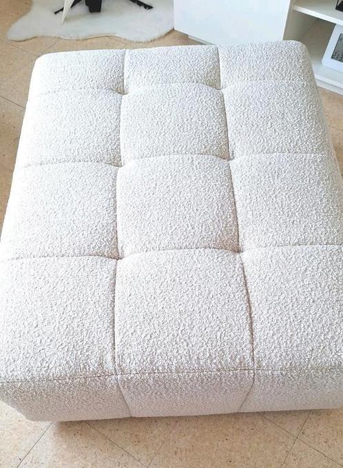 🌸 MOET WEG !! SPLINTERNIEUWE grote zachte poef kleur Pearl, Huis en Inrichting, Zetels | Voetbanken en poefs, Nieuw, Ophalen