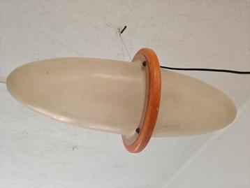 Design lamp beschikbaar voor biedingen
