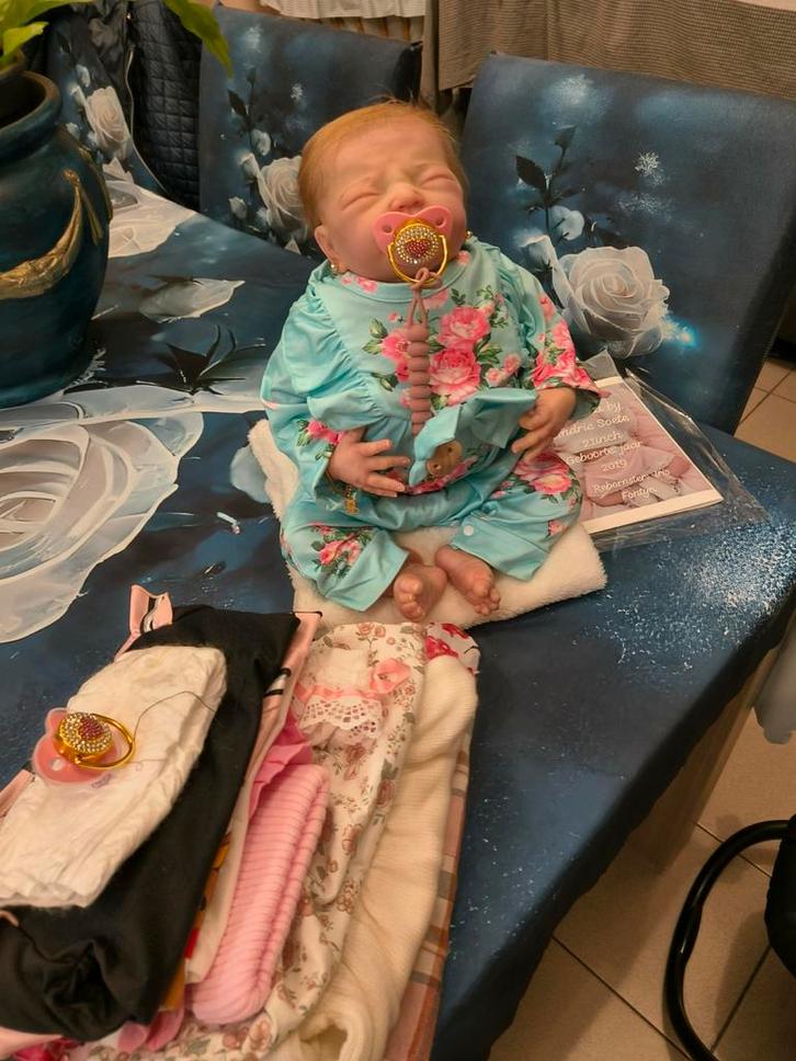 Reborn  VAn Adrie Stoete, Hobby en Vrije tijd, Feestartikelen, Zo goed als nieuw, Ophalen of Verzenden