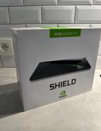 Nvidia Shield TV in doos met universele remote en gamepad, Ophalen of Verzenden, Gebruikt, USB 2, Zonder harde schijf