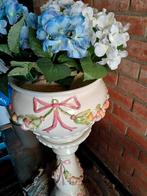 Mooie bloempot met bijhorende sokkel, Tuin en Terras, Tuinwanddecoratie, Ophalen of Verzenden