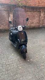 Unieke Gts Toscana A klasse midnight black, Fietsen en Brommers, Ophalen, Zo goed als nieuw, Benzine