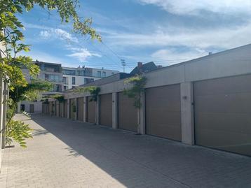 Garage te koop in Waregem disponible aux enchères