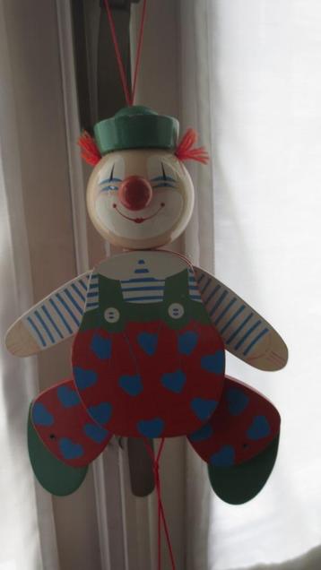 trekpop clown beschikbaar voor biedingen