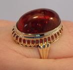 Prachtige antieke geelgouden ring met Barnsteen, Handtassen en Accessoires, Verzenden, Goud, Ring, Met edelsteen