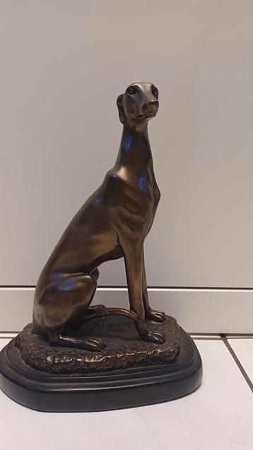 SCULPTURE/STATUE DE CHIEN WHIPPET BARRIE GREYHOUND EN LAITON, Enlèvement ou Envoi