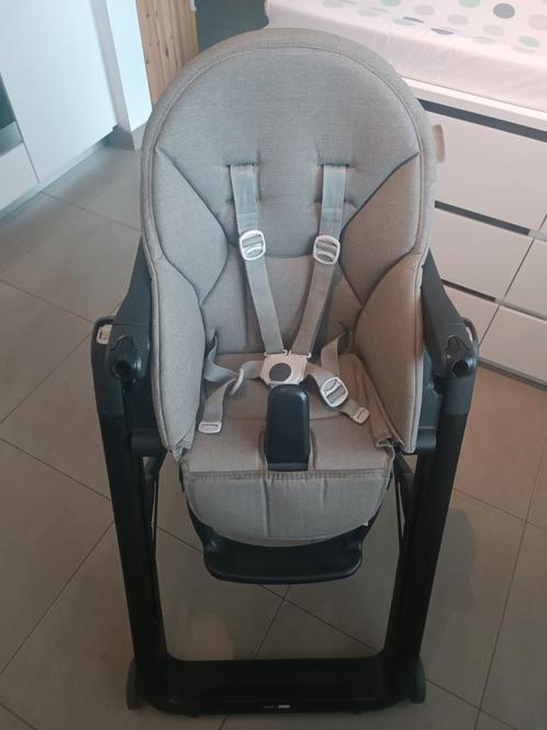 Eetstoel peg-pérego, Kinderen en Baby's, Kinderstoelen, Zo goed als nieuw, Ophalen