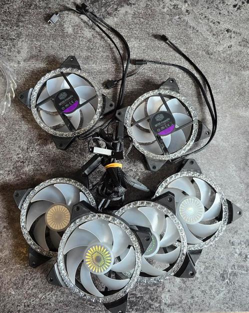 Ventilateur Cooler Master MF120 Prismatic, Computers en Software, Computerkoelers, Zo goed als nieuw, Ophalen