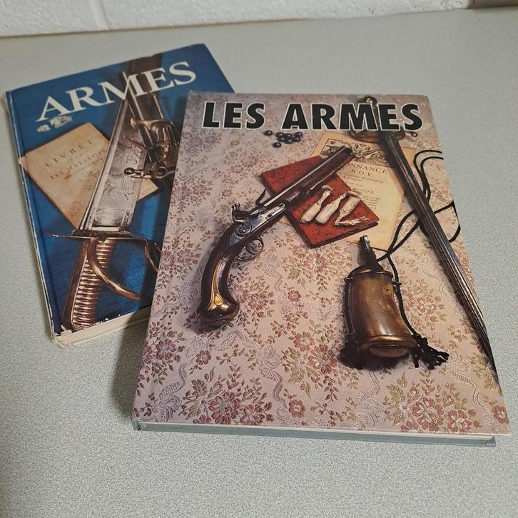 Gazette des armes reliés, Livres, Guerre & Militaire, Enlèvement ou Envoi
