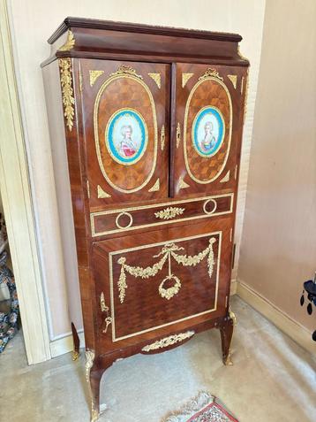 meuble ancien Cabinet 18e style Louis XVI - (SOLD - VENDU) beschikbaar voor biedingen