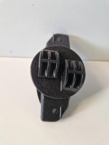 W-isolator voor schrikdraad 175 stuks  beschikbaar voor biedingen