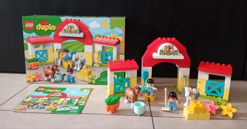 Lego duplo écurie, vétérinaire  beschikbaar voor biedingen