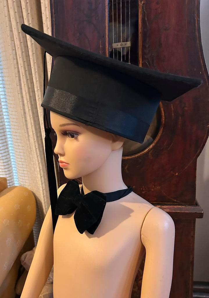 Plastic etalagepop – kinderformaat, Hobby en Vrije tijd, Naaien en Fournituren, Gebruikt, Ophalen