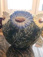 Bloempot in aardewerk met bloemendecoratie, Ophalen