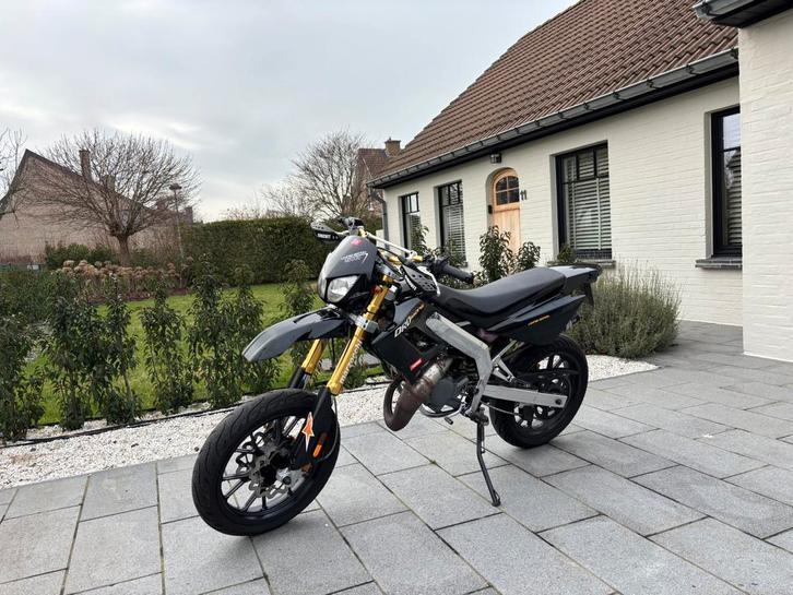 Derbi Senda SM limited edition, Fietsen en Brommers, Brommers | Derbi, Gebruikt, Klasse B (45 km/u), Ophalen