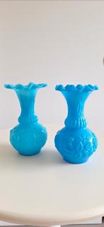 Vases français anciens en opaline bleue, immaculés., Enlèvement ou Envoi