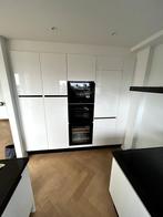 KEUKEN - WIT - Incl. Kookvuur (BORETTI ) en dampkap (ATAG), Huis en Inrichting, Ophalen, U-keuken, Wit, Graniet of Steen