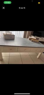 Table basse, Ophalen