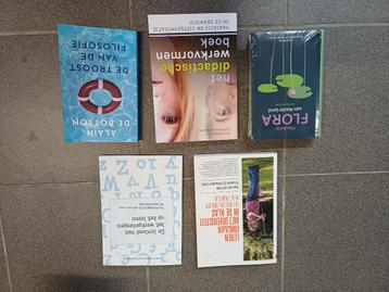 Boeken voor hogeschool beschikbaar voor biedingen