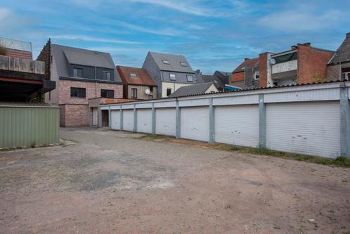 Gesloten garagebox te koop in Wetteren, Immo, Garages en Parkeerplaatsen