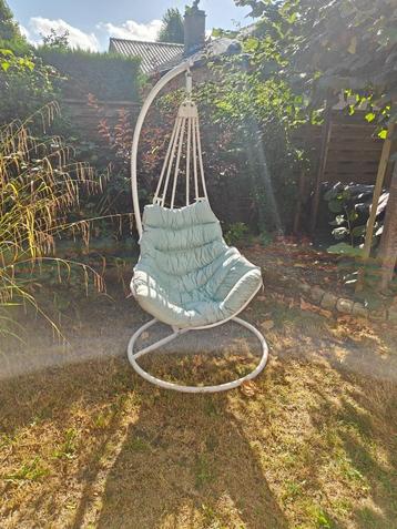 Herfra schommelstoel beschikbaar voor biedingen
