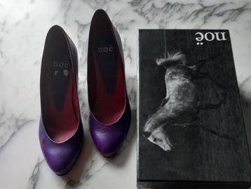 NOE- NIEUW- Maat 39- Trendy feestelijke leren paarse pumps beschikbaar voor biedingen