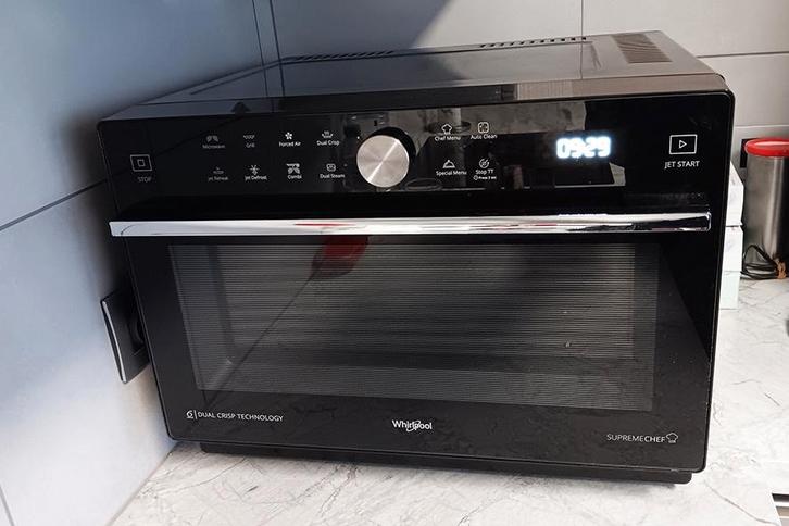 COMBI MICROGOLF OVEN, Elektronische apparatuur, Microgolfovens, Zo goed als nieuw, Vrijstaand, Combi-microgolfoven, 45 tot 60 cm