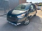 Dacia Lodgy Stepway 7 places//1600 essence// clim//Gps//, Auto's, Dacia, Voorwielaandrijving, 75 kW, 4 cilinders, 1600 cc