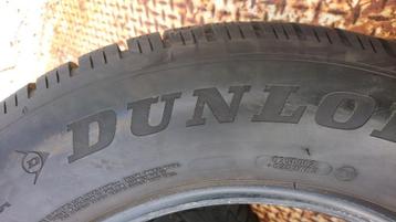 2 banden dunlop winter sport 5. ( 235 65 17 108H DOT3221.) beschikbaar voor biedingen
