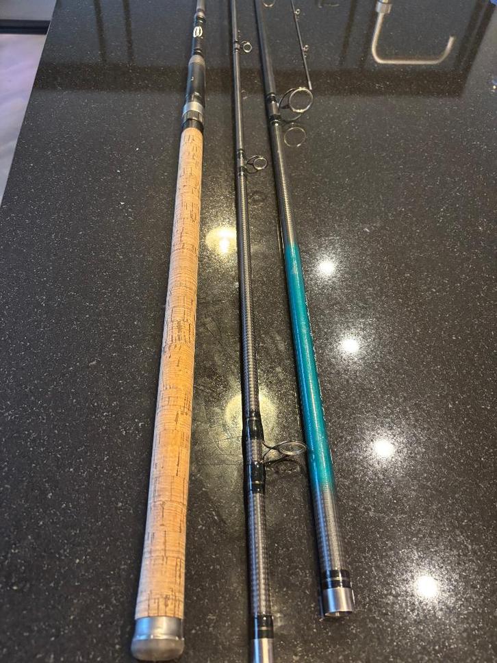 2 x Feeder hengel premium heavy en heavy, Watersport en Boten, Hengelsport | Algemeen, Zo goed als nieuw, Werphengel, Ophalen of Verzenden