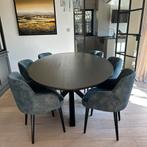 Massief zwart eiken tafel op metalen poot met 6 stoelen.., Huis en Inrichting, 4 tot 6 stoelen, Prachtige set, Zo goed als nieuw