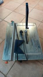 Tegelsnijder, Ophalen