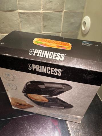 Croque /sandwichgrill beschikbaar voor biedingen